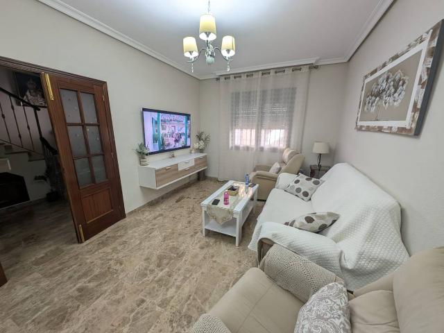Casa adosada en Venta en El Valle