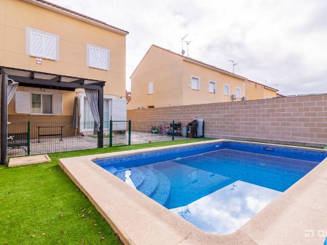 Casa adosada en Venta en El Viso de San Juan