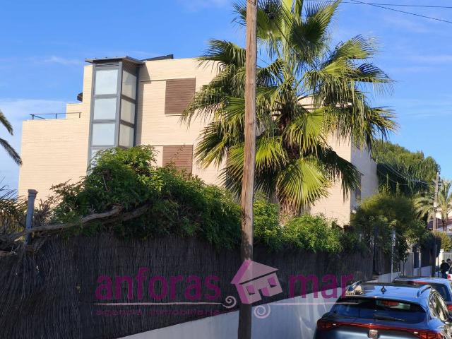 Casa adosada en Venta en Els Munts