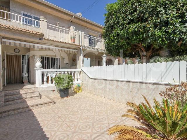 Casa adosada en Venta en Els Masos Els Garrofers