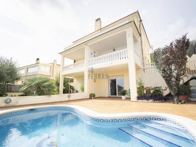 Casa adosada en Venta en Els Masos Els Garrofers