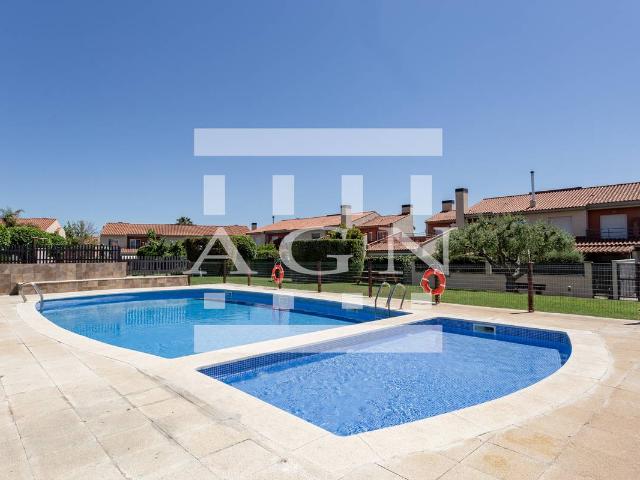 Casa adosada en Venta en Els Ametllers