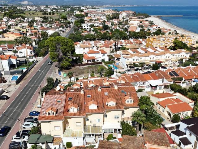 Casa adosada en Venta en Els Poblets