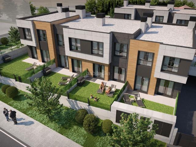 Casa adosada en venta en Berango. EXCLUSIVA Tangora inmobiliaria. Preciosos adosados en Kurtzes, Berango. Azkorri Bidea S.Cooperativa. Casas adosadas.