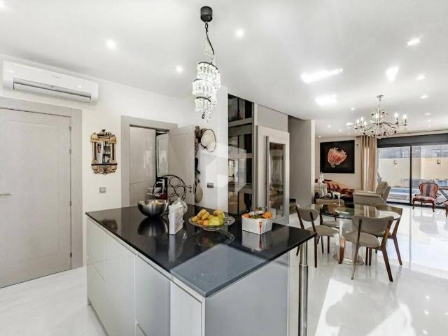 Casa adosada en Venta en Estación