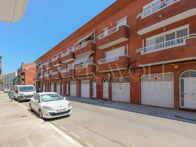 Casa adosada en Venta en Estruch Eixample