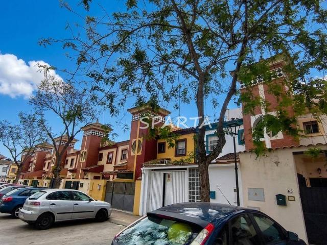 Casa adosada en Venta en Espartinas Pueblo