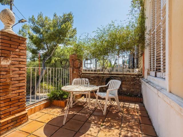 Casa adosada en venta en Esplugues de Llobregat, Finestrelles. Casas adosadas Esplugues de.