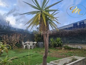 Casa adosada en venta en Etxebarri, Anteiglesia de San Esteban. Etxebarri. Lezama Leguizamón. Inmobiliaria Mitxelena ofrece en exclusiva estupenda vivienda adosada en dos plantas con terraza y j.