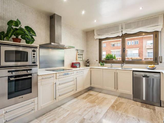 Casa adosada en Venta en Font Verda