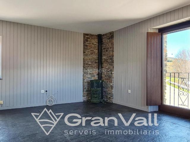 Casa adosada en venta en Fontanals de Cerdanya. Encantadora casa de pueblo en Urtx. Casas adosadas Fontanals de.