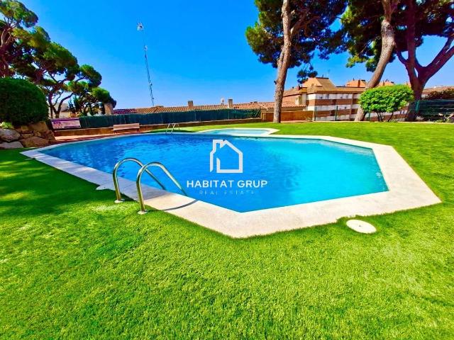 Casa adosada en Venta en Fenals