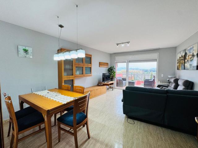 Casa adosada en venta en Figueres, Eixample Horta Capallera. *Casa Pareada en Venta en Figueres Ideal para tu Familia*. Casas adosadas.