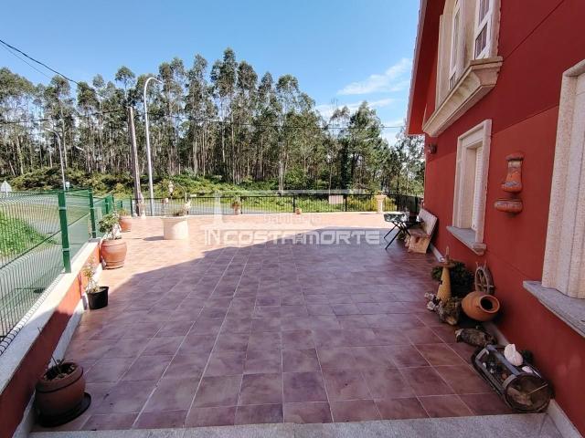 Casa adosada en venta en Fisterra. Casas adosadas.