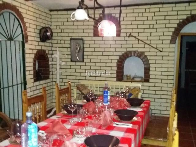 Casa adosada en venta en Fresno de la Vega. Fresno de la Vega Camino de Bodegas. Casas adosadas Fresno de la.