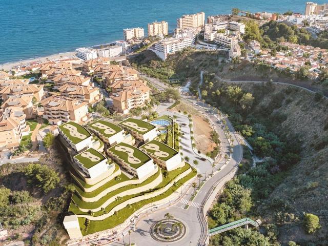 Casa adosada en venta en Fuengirola, Torreblanca del Sol. Adosado de 3 dormitorios y 2 baños con vistas al mar. Fuengirola. Casas adosadas.