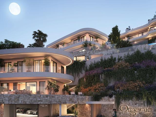 Casa adosada en venta en Fuengirola, Las Gaviotas Carvajal. Adosado de Lujo de 4 dormitorios con piscina privada y 84 m2 terraza. Casas adosadas.