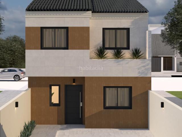 Casa adosada en venta en Fuenlabrada, Universidad Hospital. VIVIENDA ADOSADA FUENLABRADA 4 PLANTAS 240 M2. Casas adosadas.