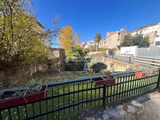 Casa adosada en Venta en Fuensanta de Martos