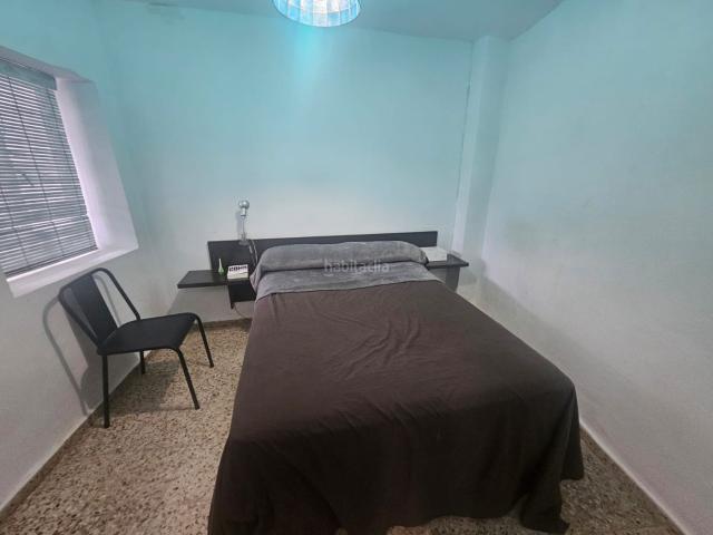 Casa adosada en venta en Fuentenovilla. Casa con gran potencial en Fuentenovilla 350 m² de parcela. Casas adosadas.