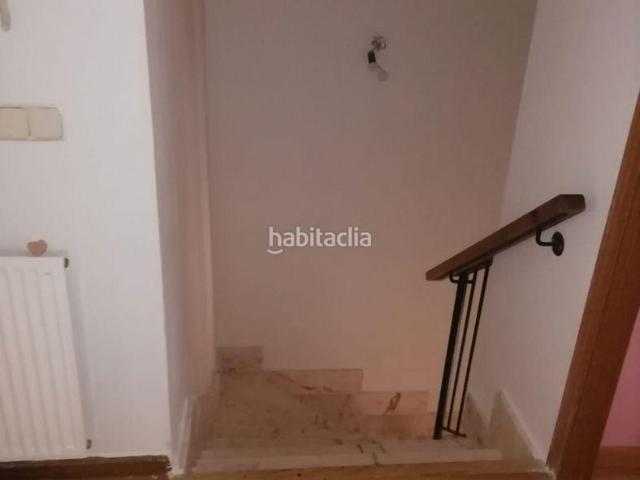 Casa adosada en venta en Hontanares de Eresma. Chalet adosado. Casas adosadas Hontanares de.