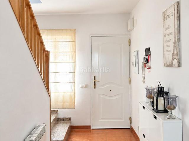 Casa adosada en venta en Hormigos. Chalet Adosado. Casas adosadas.