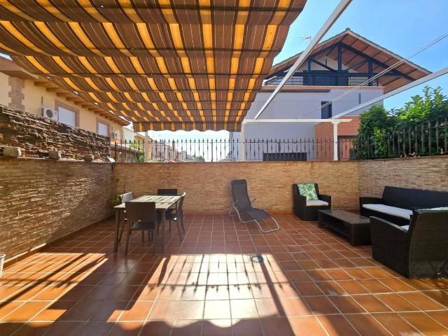 Casa adosada en Venta en Hospital Nuevo Centro de Talavera de la Reina