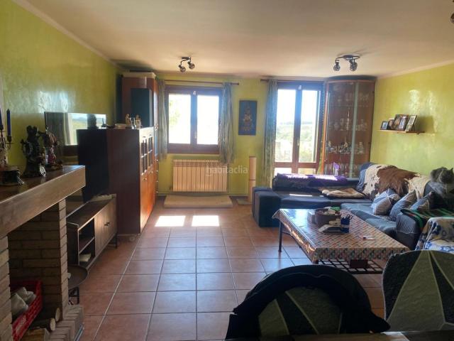 Casa adosada en venta en Hostalets de Pierola Els. Encantadora casa adosada. Casas adosadas Hostalets de Pierola.