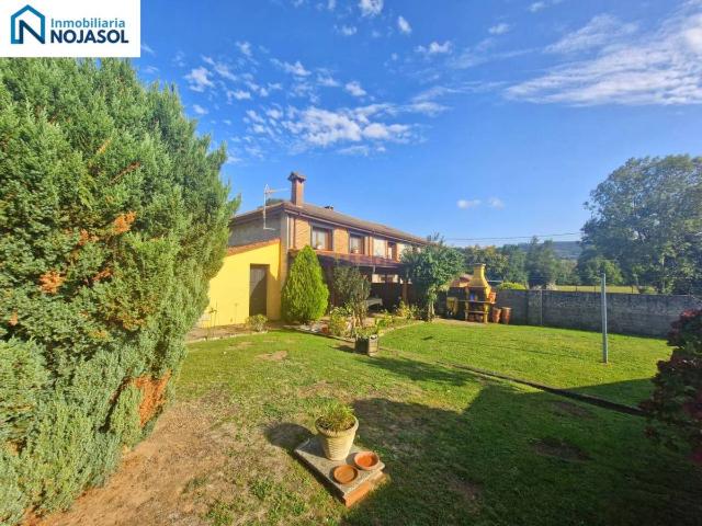 Casa adosada en Venta en Hazas de Cesto