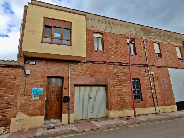 Casa adosada en Venta en Herrera de Pisuerga