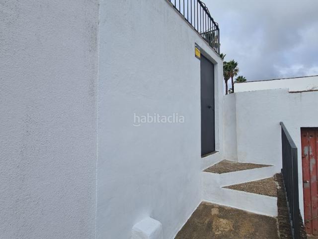 Casa adosada en venta en Higuera de la Sierra. CASA FAMILIAR EN HIGUERA DE LA SIERRA. Casas adosadas Higuera de la.