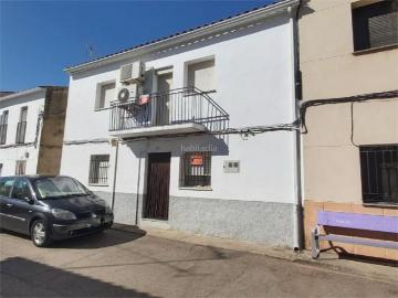 Casa adosada en venta en Hinojal. Hinojal Calle Laguna. Casas adosadas.