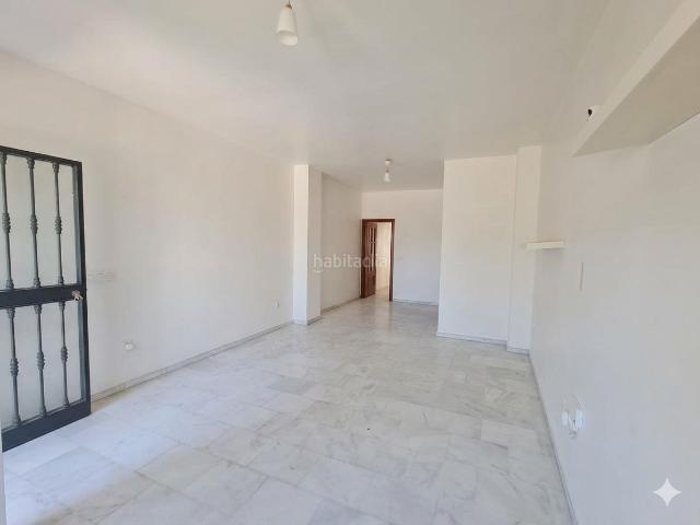 Casa adosada en venta en Hinojos. BIFAMILIAR PLANTA BAJA. Casas adosadas.