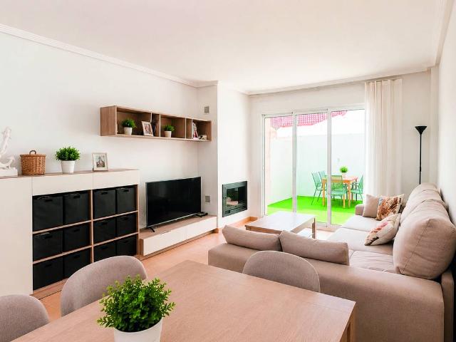 Casa adosada en Venta en Hipódromo Cerrado del Águila