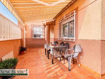 Casa adosada en Venta en Huércal de Almería