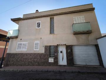 Casa adosada en Venta en Huércal de Almería