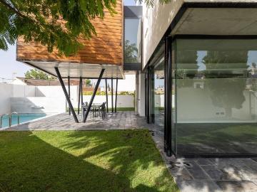 Casa adosada en Venta en Huétor Vega