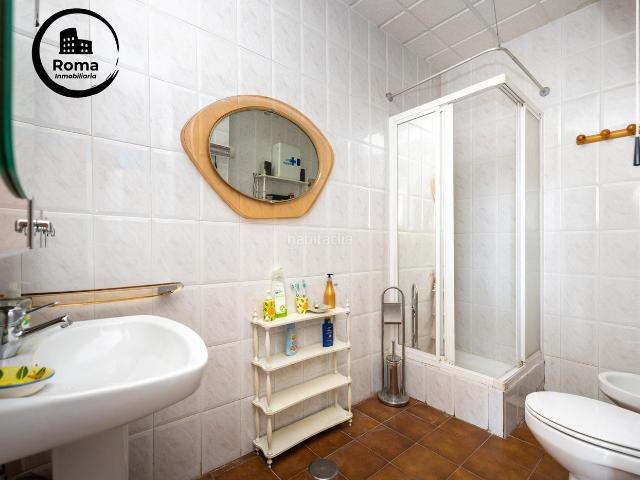 Casa adosada en venta en Huétor Vega. CASA ADOSADA CON PISCINA PRIVADA, JARDÍN Y SÓTANO CON CHIMENEA A UN PASO DE GRANADA. Casas adosadas Huétor.
