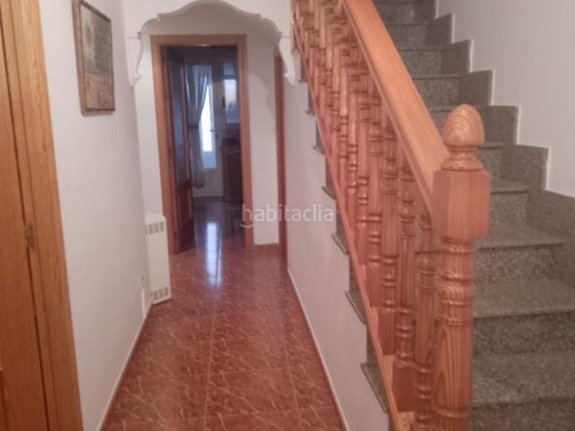 Casa adosada en venta en Iniesta. AMPLIA CASA EN VENTA. Casas adosadas.