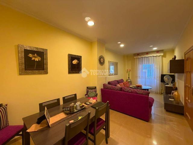 Casa adosada en Venta en Jabalquinto