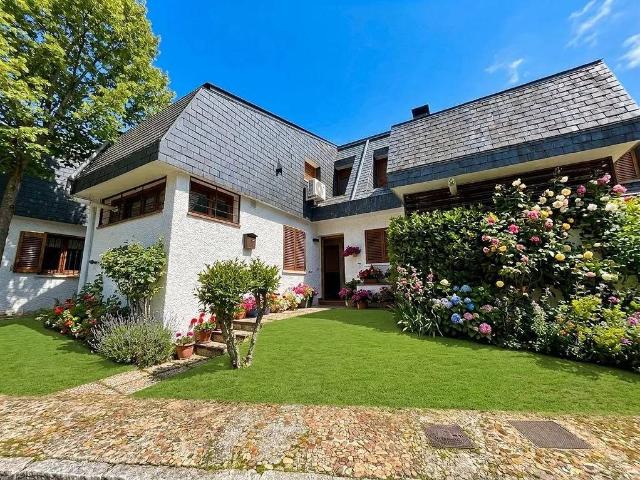 Casa adosada en Venta en Jardín de los Reyes Parque Real