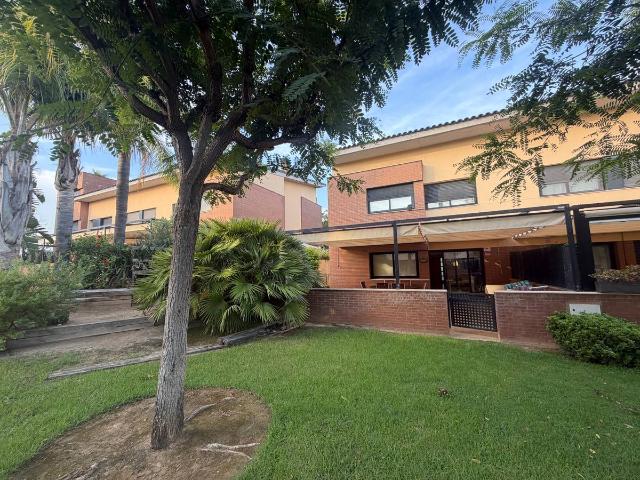 Casa adosada en Venta en Jardins de Vilafortuny Mas d'en Bosch