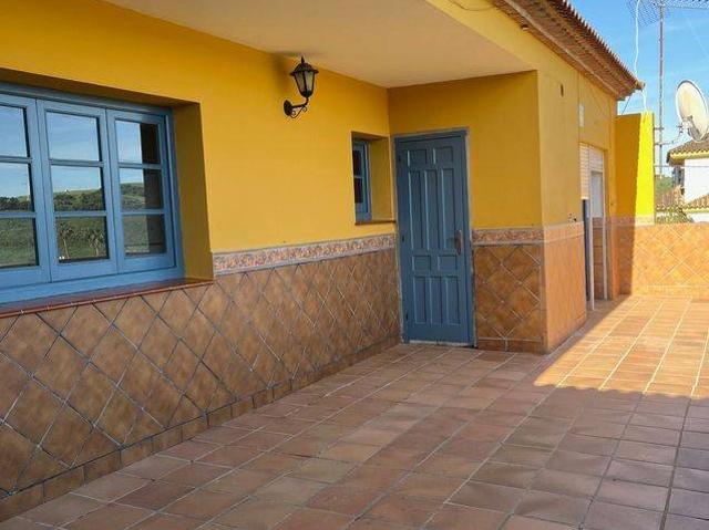 Casa adosada en Venta en Jimena de la Frontera