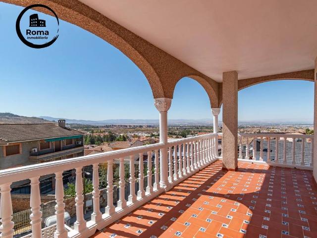 Casa adosada en Venta en Jun
