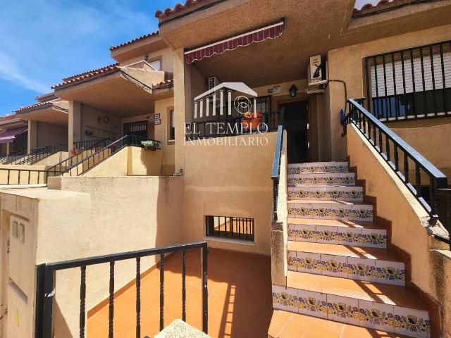 Casa adosada en Venta en Onil