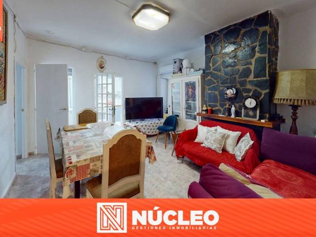 Casa adosada en Venta en Onil