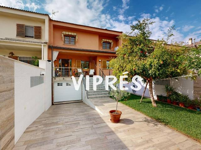 Casa adosada en Venta en Oeste