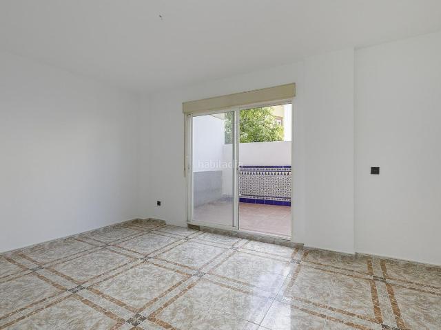 Casa adosada en venta en Ogíjares. ? DÚPLEX EN VENTA EN OGIJARES AMPLITUD, COMODIDAD Y ESPACIOS EXTERIORES. Casas adosadas.