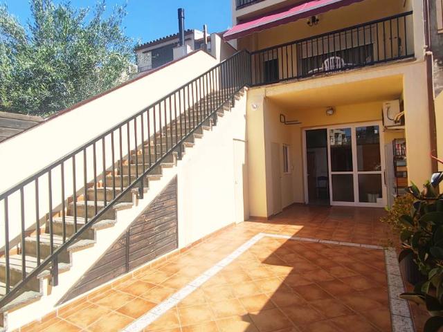 Casa adosada en Venta en Olesa de Montserrat