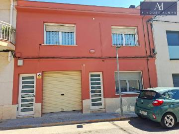 Casa adosada en Venta en Olèrdola
